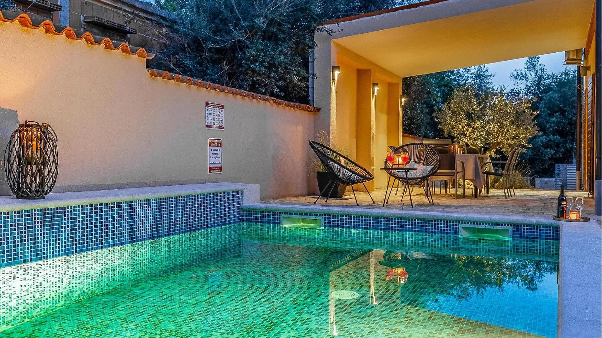 4 Bedroom Cozy Home In Barbariga Holiday home